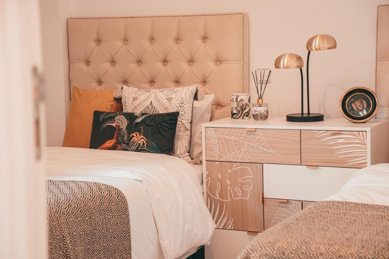 Awesome Apartment In Golden Mile/2Bed/Senorio Marb マルベーリャ エクステリア 写真